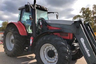 Tractor Massey Ferguson 6490