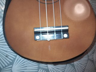 Ukelele Soprano Nuevo con Funda