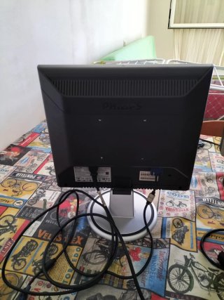 Pantalla Philips 19 Plata