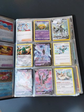Álbum Pokémon Espada y Escudo Resplandor Astral