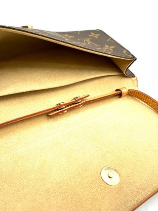 Louis Vuitton Pochette Twin Marrón