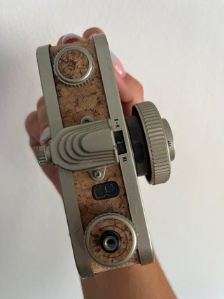Cámara Analógica Lomography La Sardina