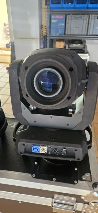 4x Chauvet DJ Intimidator Spot 360