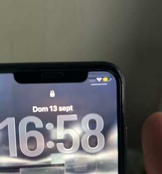 iPhone 11 64GB Negro - 90% Salud Batería