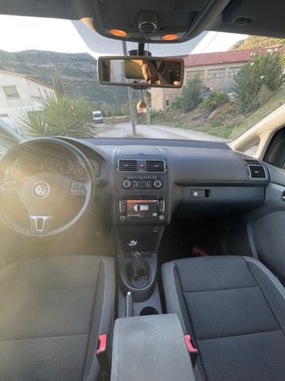 Volkswagen Touran 2011
