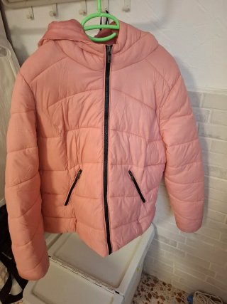 Cazadora rosa acolchada Talla L