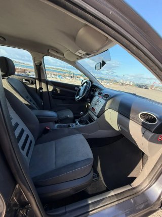 Ford Focus 2010