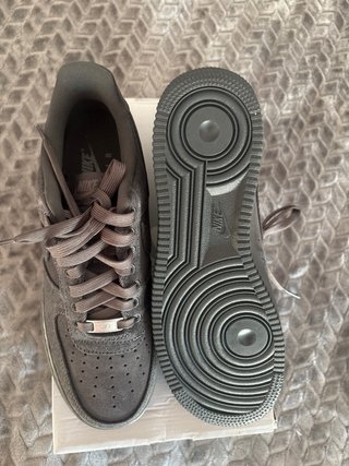 Nike Air Force 1 '07 LV8 Gris