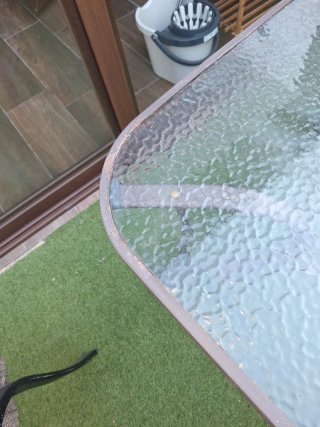 Conjunto mesa y sillas jardín cristal