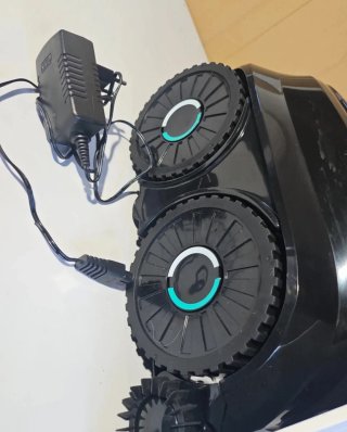 Robot Limpiafondos Piscina WYBOT Nuevo Exposición