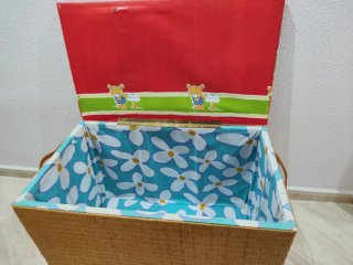 Baúl infantil con osito