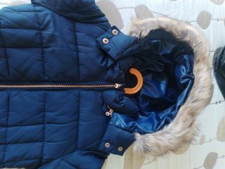 Cappotti per bambina blu e rosa con cappuccio rimovibile