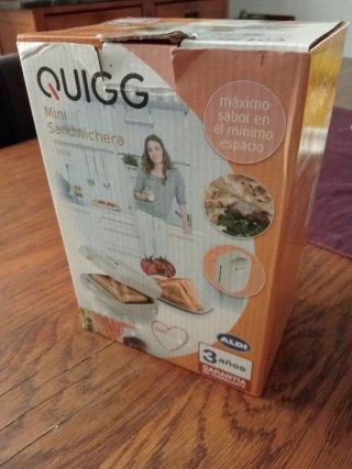 Sandwichera Mini QUIGG 650W