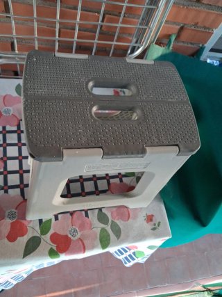 Taburete Plegable Gris