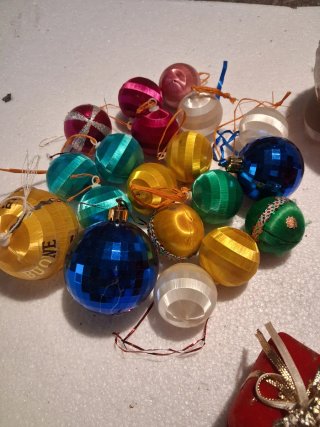 138 Addobbi Natalizi Vetro e Plastica