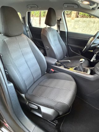 Peugeot 308 2015