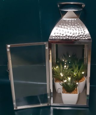 Farol decorativo plateado con luces