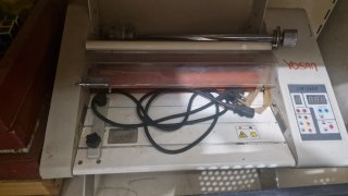 Laminadora Yosan LW-360R