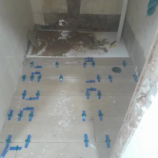 Albañil. Paleta. Oficial de primera