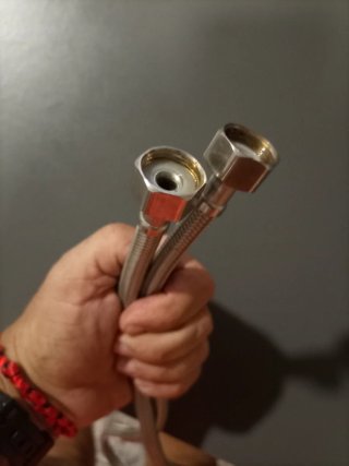 Latiguillos de 1/2 nuevos