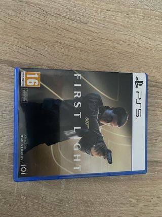 Juego 007 First Light PS5