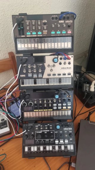 Soporte Korg Volca Cuádruple
