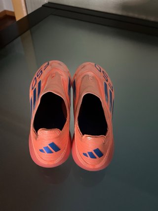 Botas de fútbol Adidas F50 Talla 38 2/3 Naranja