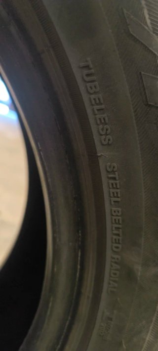 2 Neumáticos Bridgestone
