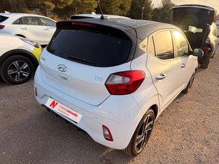 Hyundai i10 - Desde 210€ al mes ¡sin entrada!