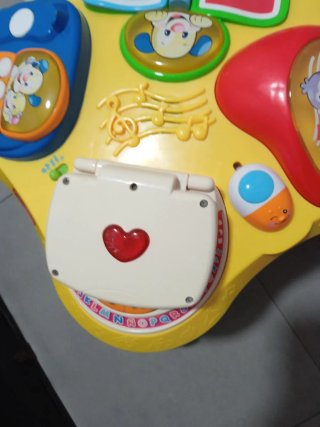 Mesa de juegos infantil Fisher price