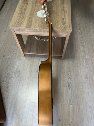 Guitarra clásica Navarrez casi nueva