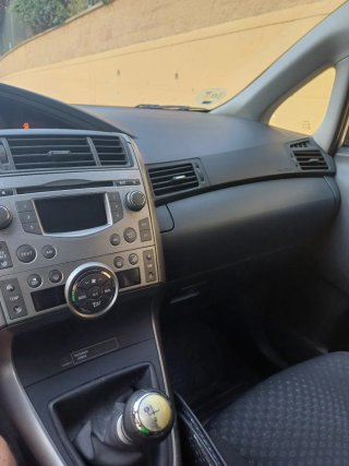 Toyota Verso 2009