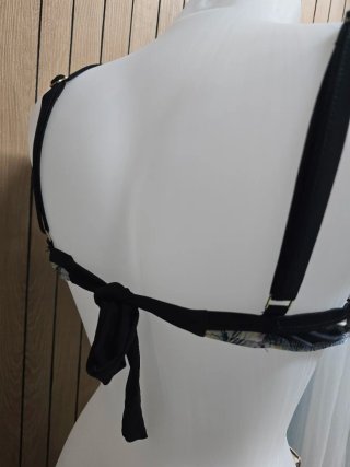 Bikini Negro y Multicolor