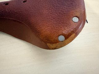 Sillín Brooks de cuero para bicicleta