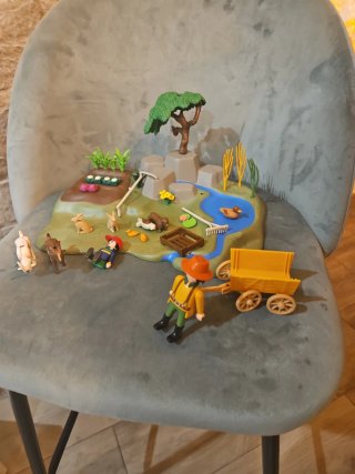 Playmobil Huerto con Animales y Figuras
