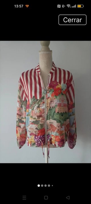 Cazadora estampada multicolor
