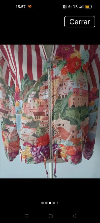 Cazadora estampada multicolor