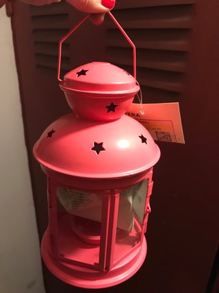 Farol portavelas fucsia con estrellas Ikea
