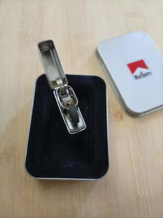 Isqueiro Zippo Slim Marlboro Original