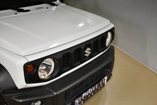 Suzuki Jimny 1.5 JX 5MT