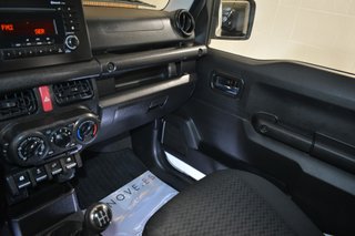 Suzuki Jimny 1.5 JX 5MT