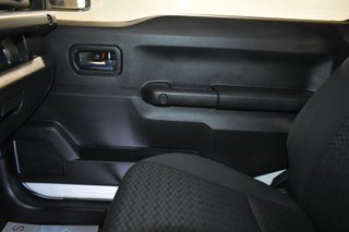 Suzuki Jimny 1.5 JX 5MT