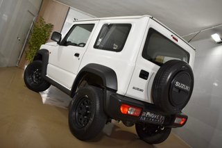 Suzuki Jimny 1.5 JX 5MT