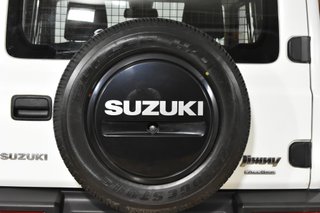Suzuki Jimny 1.5 JX 5MT