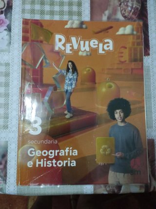Geografía e Historia, 3 secundaria. Revuela