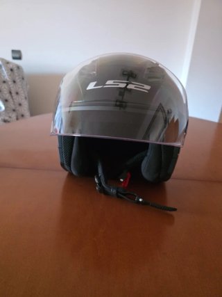 Casco moto LS2 Negro con Visera Transparente