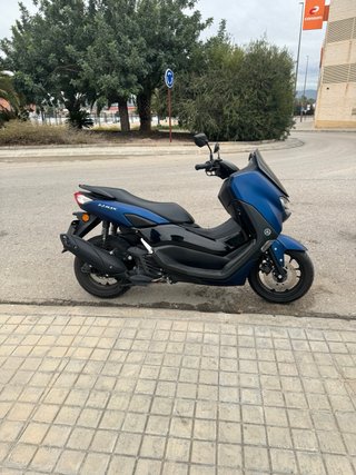 Yamaha NMAX 125 - Cambio por furgoneta
