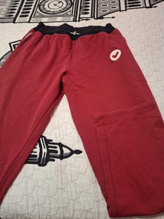 Pantalón de chándal Vedruna rojo