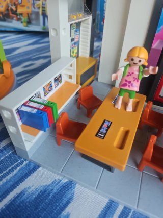 Playmobil Colegio y Guardería