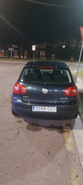 Volkswagen Golf 2004
